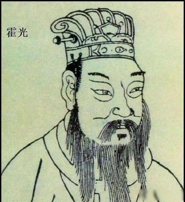 霍光之妻霍显杀皇后、害太子，私通家奴，霍氏满门荣耀尽毁她手
深夜的长安城下着雪，
