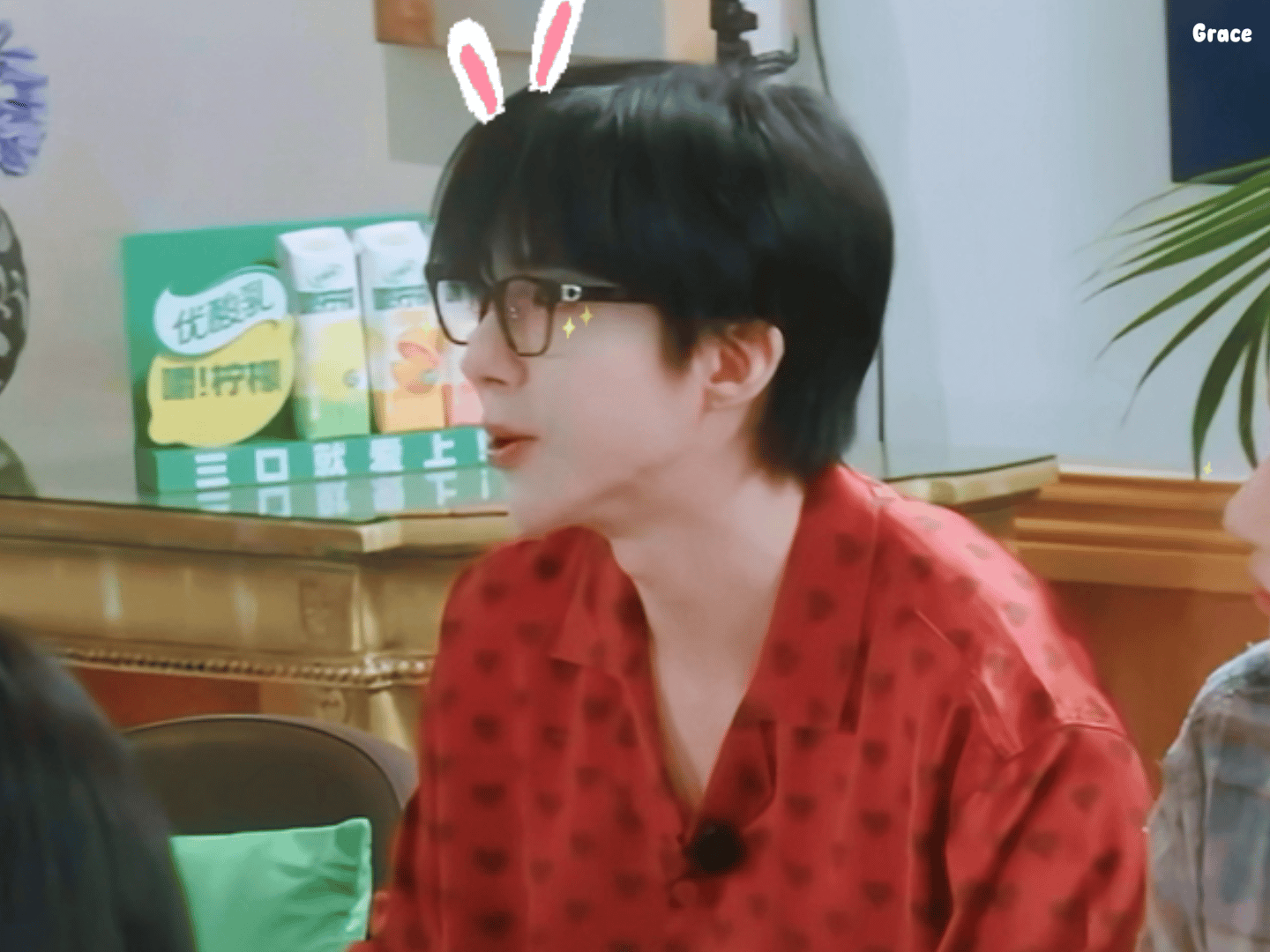 刘宇宁工作室  大俠下班了。今天是兔兔營業。🐰刘宇宁