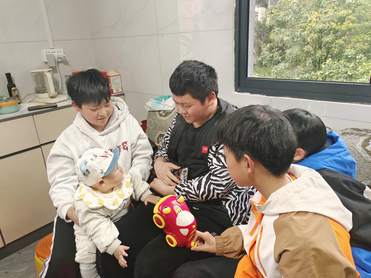 如果国家不限制生育，想生几胎呢如果国家不限制生育，你想生几胎？你觉得生孩子多了有