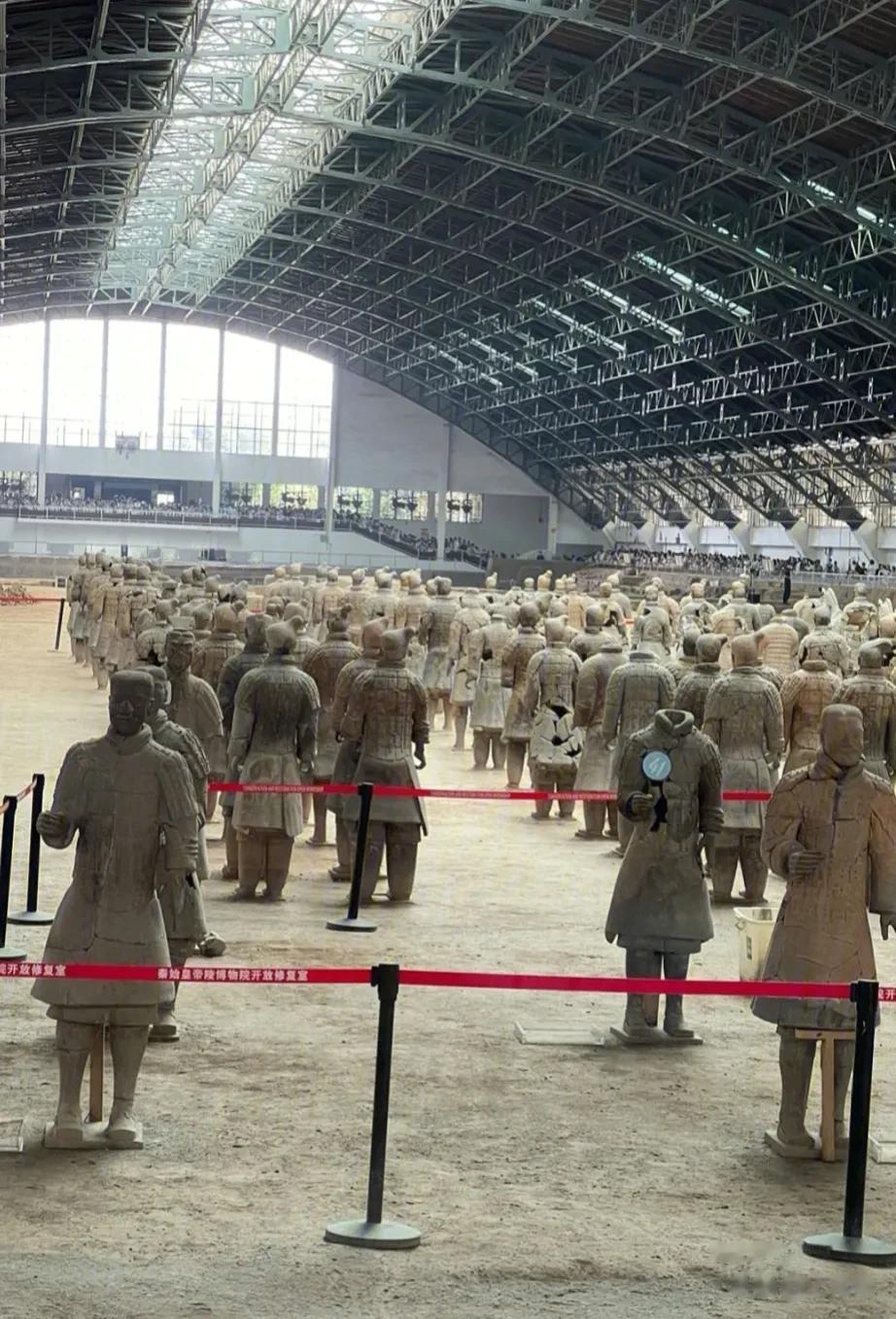 不去西安，这几点你可能不知道:

1.到兵马俑参观，不能和兵马俑合影，这是景区的