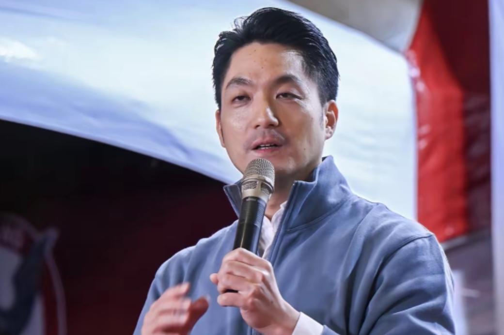 蒋万安近日呼吁大陆多进口台湾农产品，结果岛内马上有人提出一个很现实的问题：台湾想