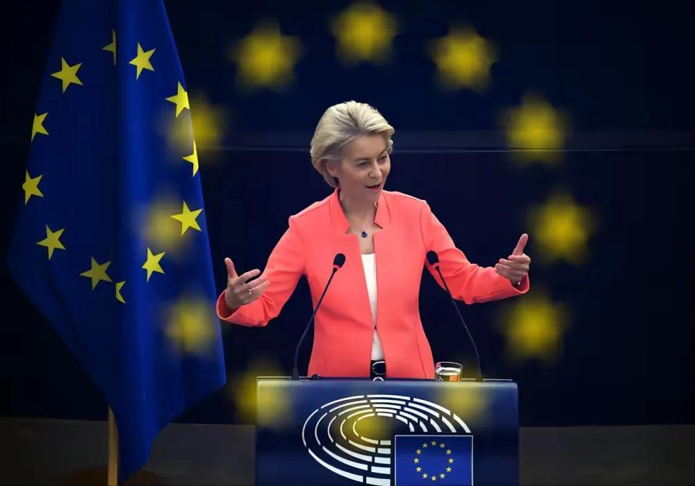 冯德莱恩松开中方手，刚离开人民大会堂，她用23字交底中欧美关系

2025年7月