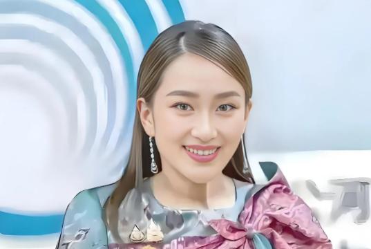 8月13日，泰国宪法法院扔出一记重磅消息：被停职的女总理佩通坦·西那瓦的违宪案，
