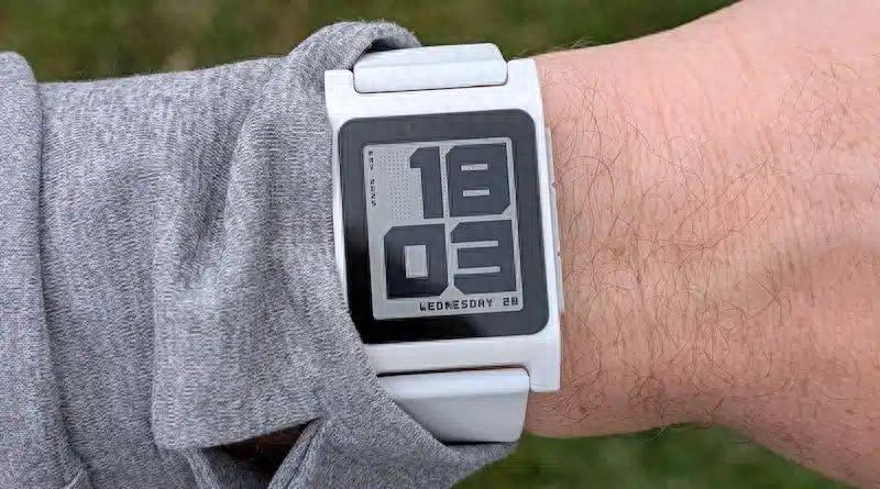 Pebble首批 今天刷到 Pebble 首批 200 块 Core 2 Duo