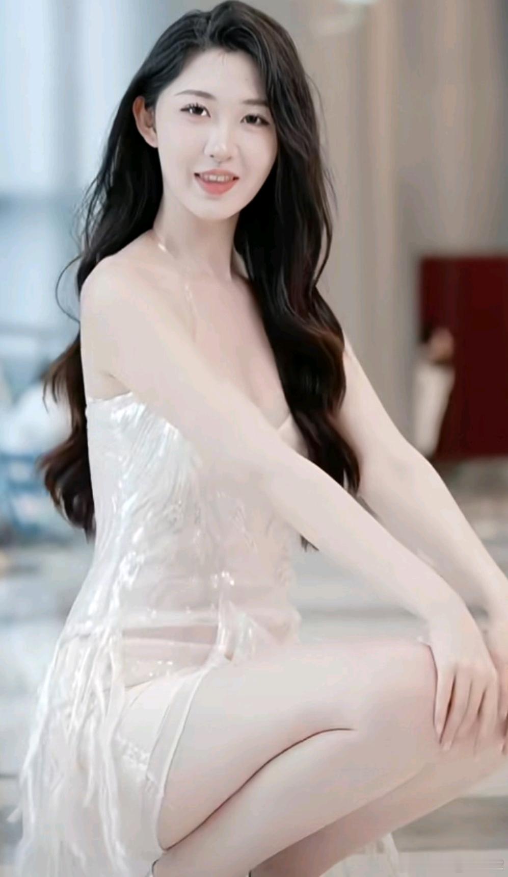 洋洋高锐“温馨·吗”◎梦……吗闭着双眼不敢……醒◎真的太美了美的……不可方物◎此