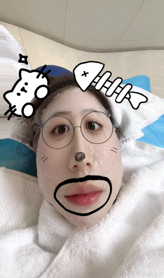 上次来美美是俩月前，看见俩月前的对比图，我黑了好多！！！！！每天照镜子根本看不出