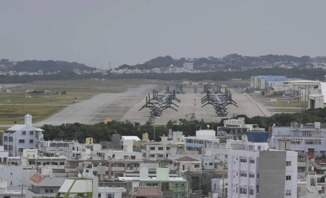 短短12个小时内，两架美军战机在日本紧急迫降，虽未造成恶性事件与人员伤亡，但所引