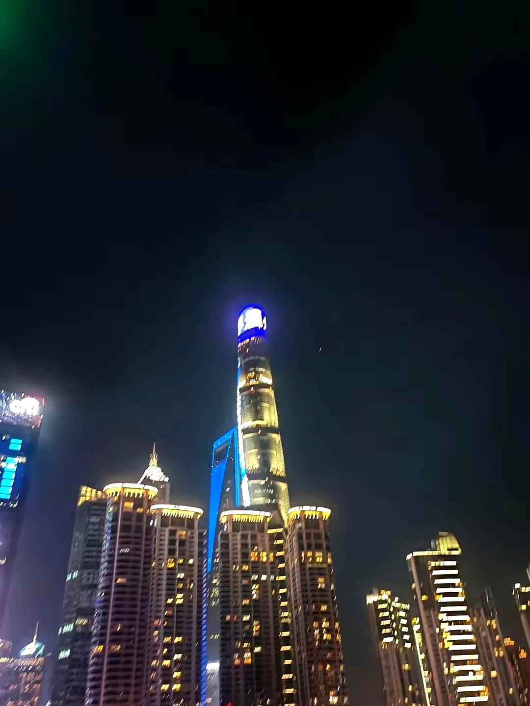 你敢信？
咱们从小到大深信不疑的常识，居然有一大半都是错的！
看完这21条冷知识