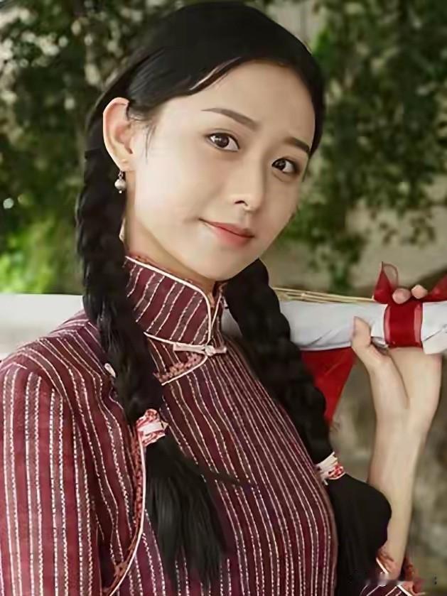 让我们来看一看2026年全国电影的票房榜前三名：
1️⃣》飞驰人生3，票房达到了