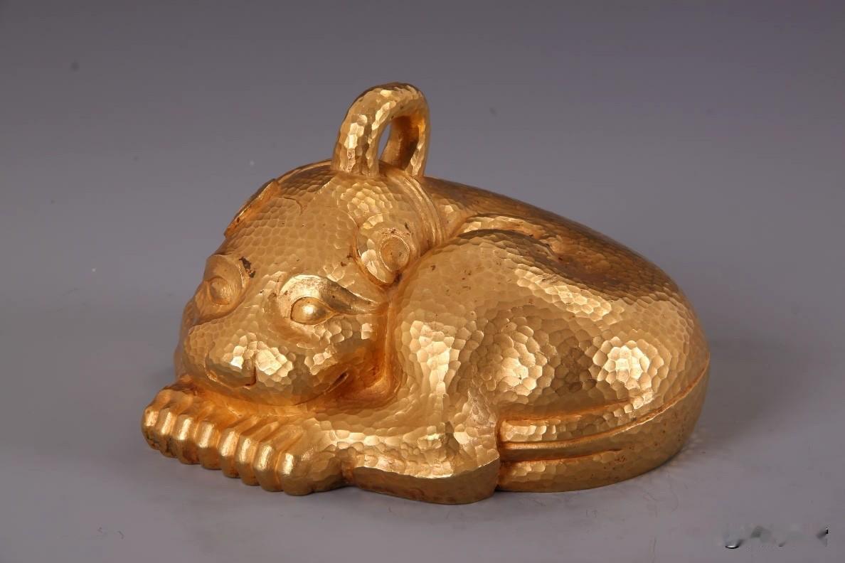 如果南博金兽每年都可以是新的，那么我就下单。南博一件我一件。[耶]