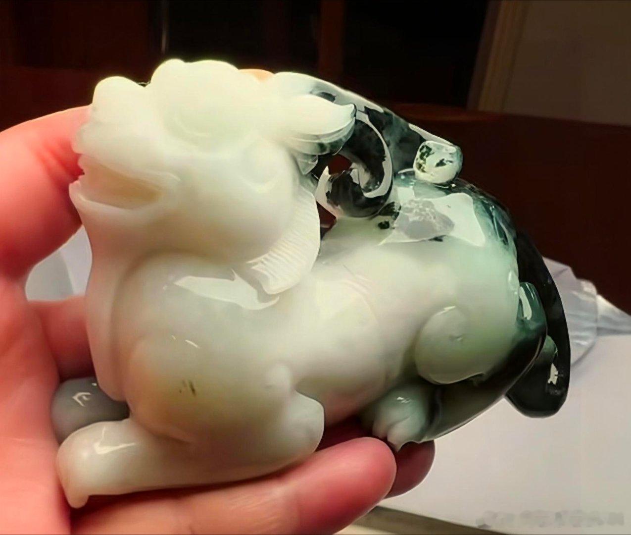 【家乡独玉】独山玉研究会副会长、好友李平精美私珍，与师友们分享，一手货源，雕刻师