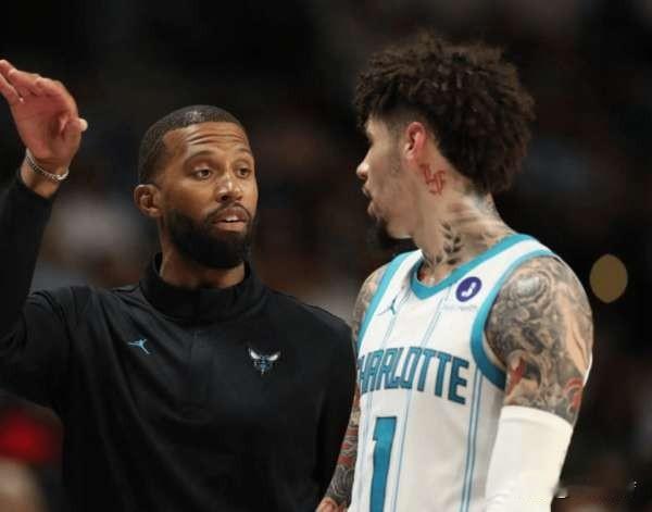 帕金斯透露拉梅洛-鲍尔与主帅水火不容，火箭队应趁机挖人
近日，名嘴帕金斯在节目中