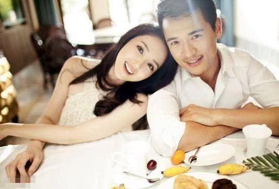 2011年，高云翔董璇这对俊男美女结婚了。2016年，小酒窝出生了，萌萌哒的小酒