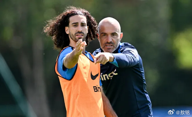 切尔西 职业球员接受采访，大多说的都是片儿汤话，即使有一些事实质内容，但正面的居