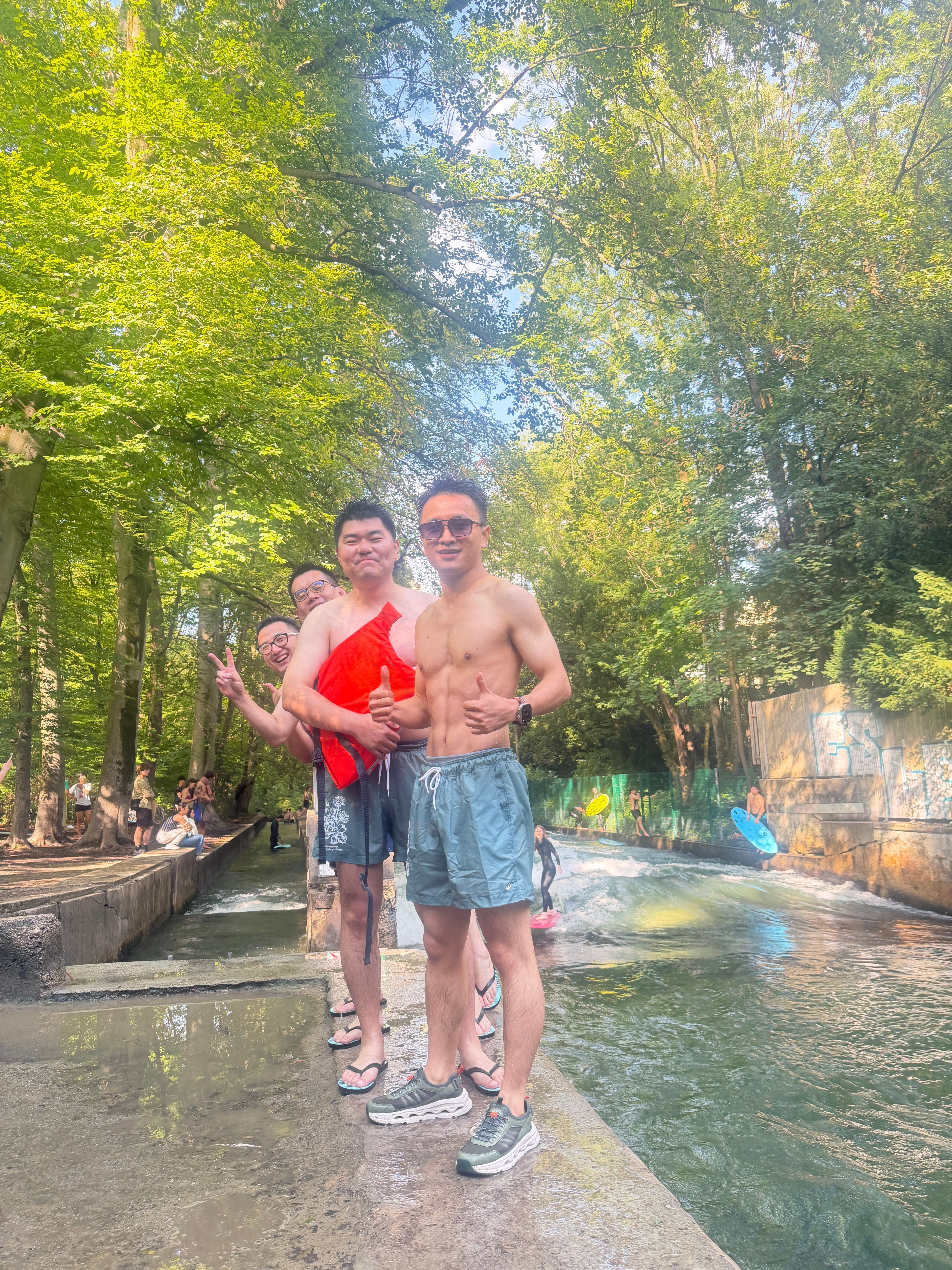 体验了一把慕尼黑人民的松弛感！太他妈爽了 