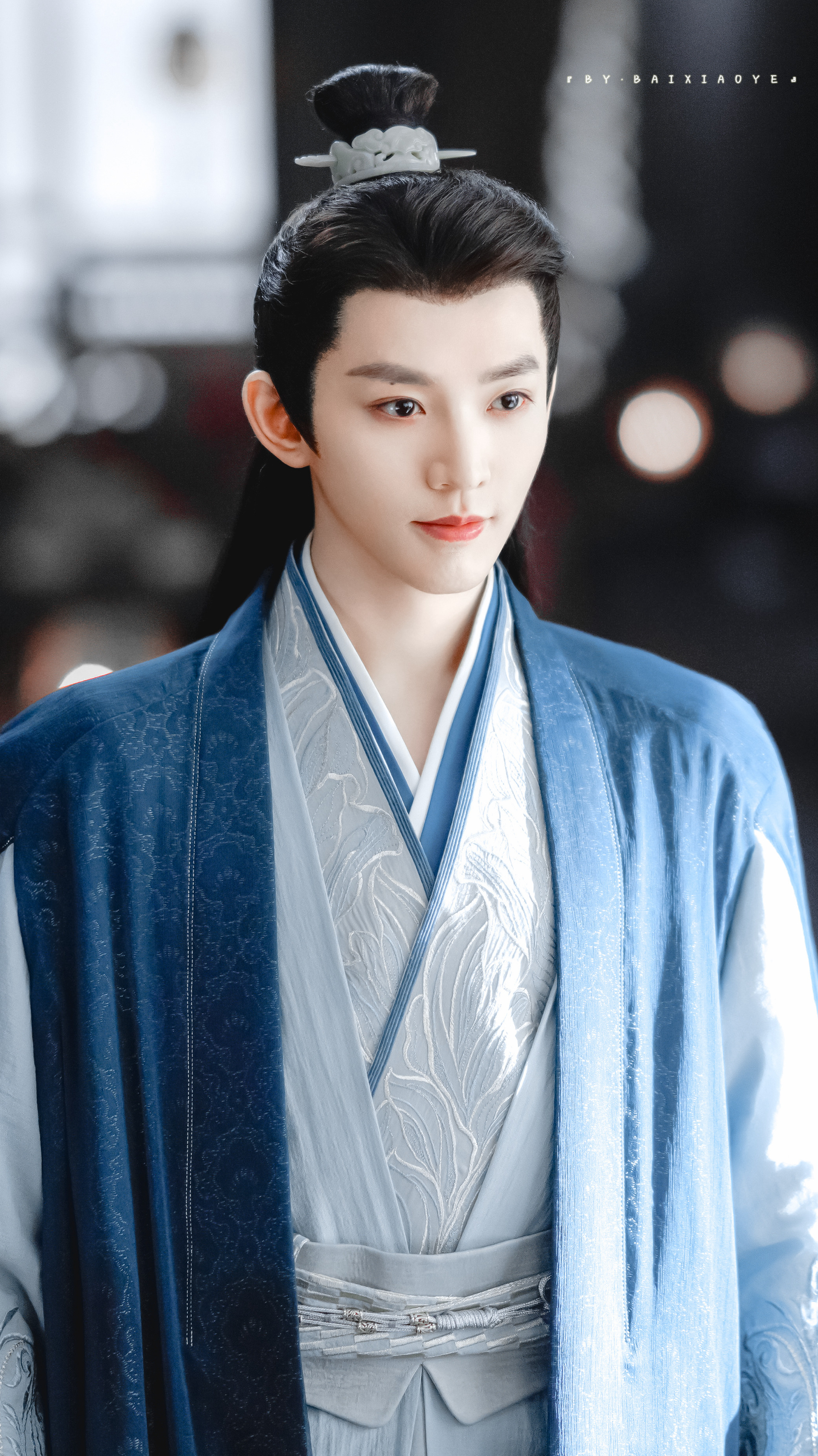 #邓为[超话]#“一星陨落，黯淡不了星空灿烂；一花凋落，荒芜不了整个春天.𝒜 