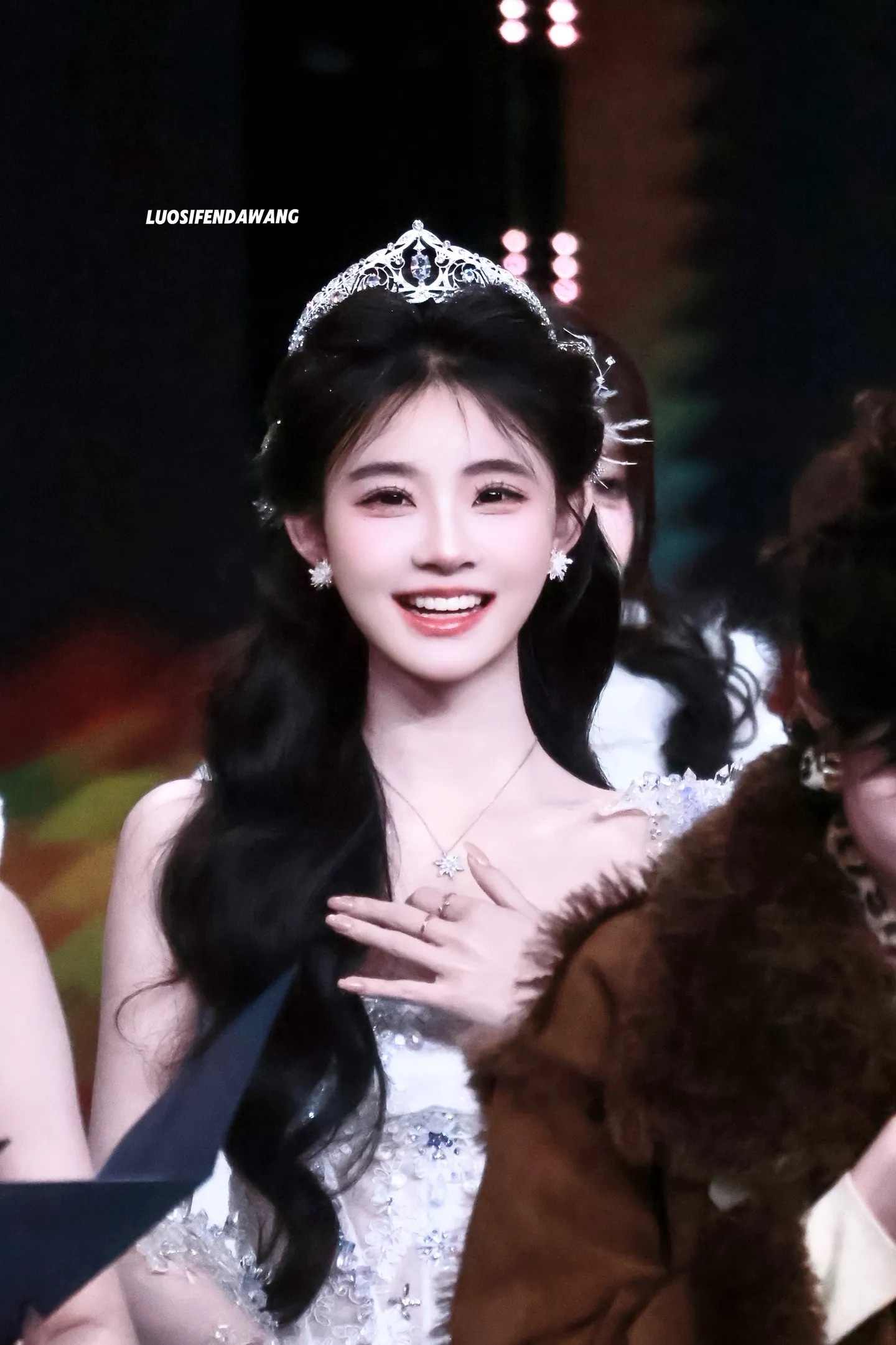 sk卡卡 人在决定幸福的时候开始幸福🥰cr.螺蛳粉大王老师sk卡卡直播 kks