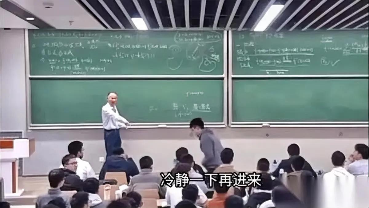 中科大这事

看完太扎心

你根本想不到这孩子经历了啥。

之前闹得沸沸扬扬的中