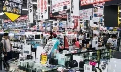 果不其然，日本媒体曾摆出了一个冷冰冰的现实：中国人的日常生活中，能够被日本品牌长