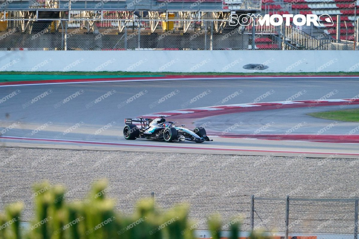 1月26-30日的巴塞罗那封闭测试于北京时间今天16点正式开始！梅赛德斯W17和