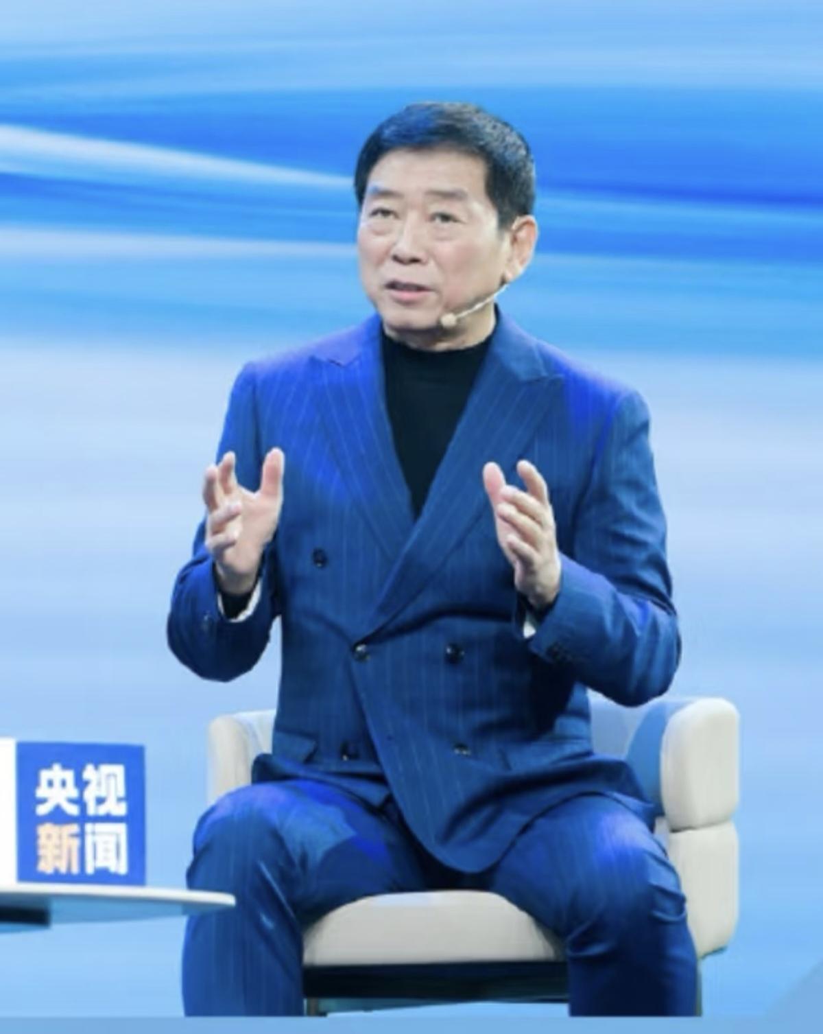 魏建军：“我初中毕业，指导不了高精尖技术，也就去看看、去把关。但Hi4这套技术的