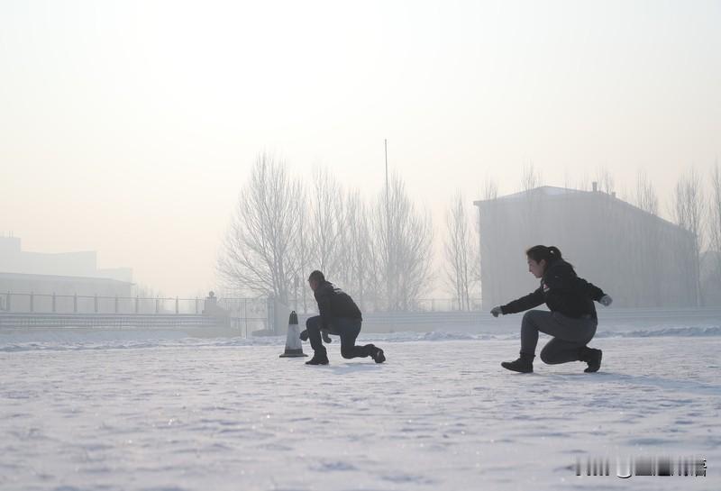  美特机密换赌资，暴富一秒变阶下囚 。