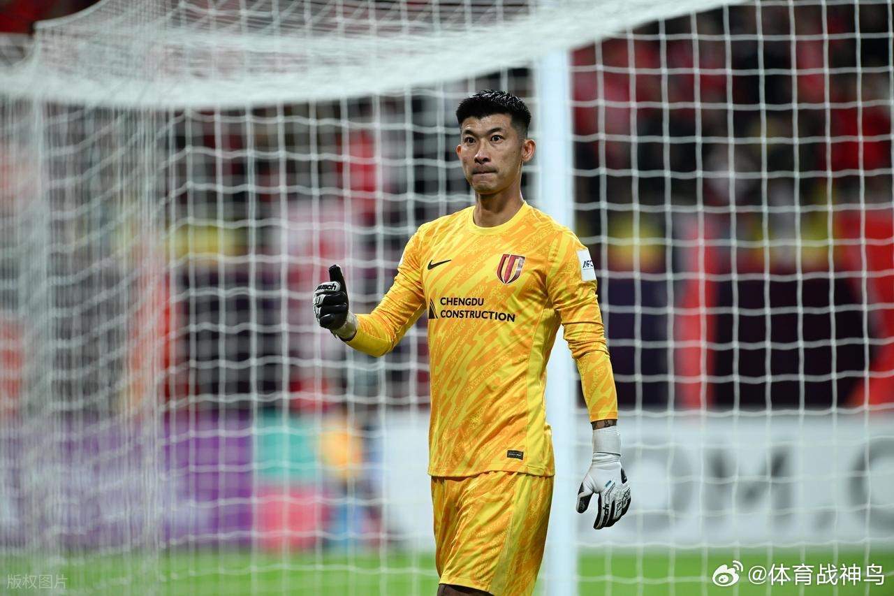 此前拿下2025中超最佳门将的刘殿座，刚刚拿下2025中国金手套奖（2026年3