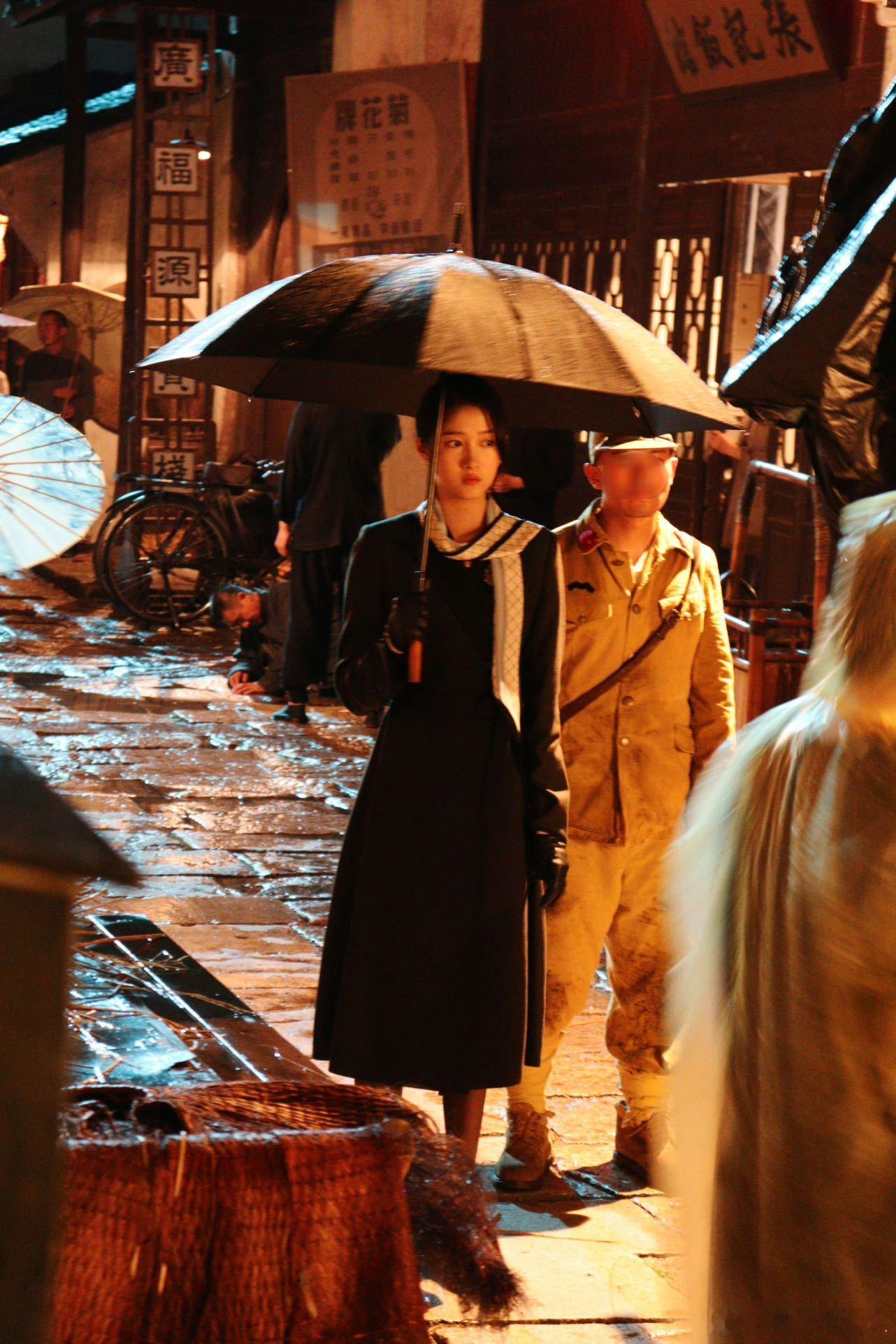 关晓彤友情出演 民国谍战迷狂喜！《千里江山图》官宣关晓彤饰演董慧文，友情出演添重