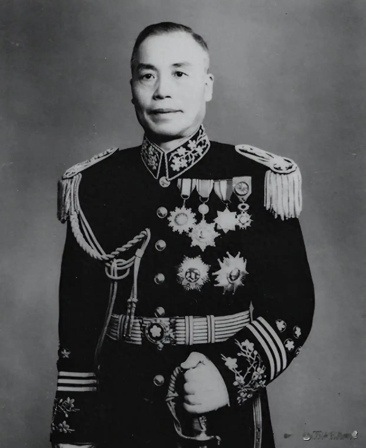 1948年南京冰火两重天：李宗仁当选副总统，白崇禧丢官，夫人对话藏尽桂系心酸
 