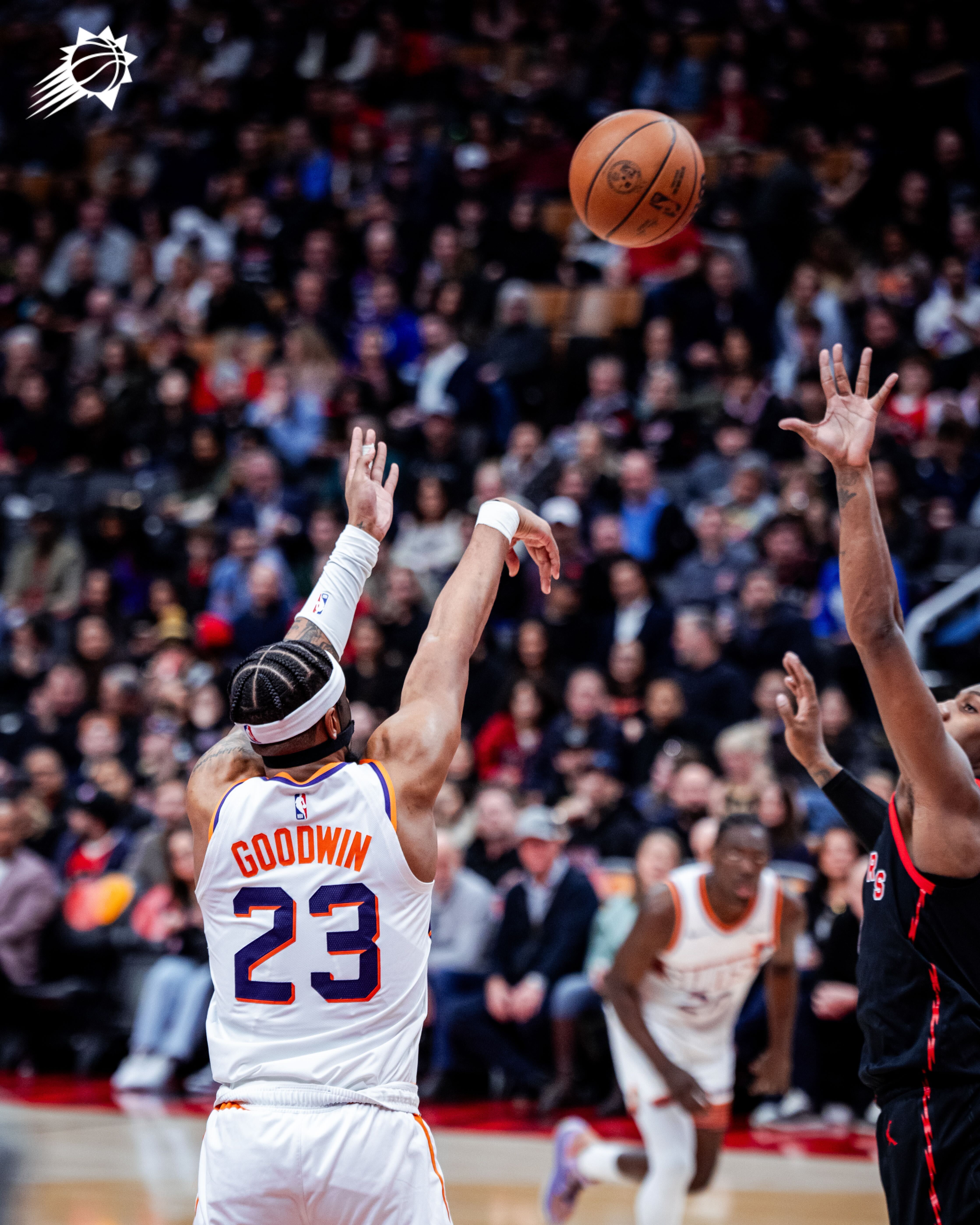 📊古德温本场数据：8分4篮板1助攻数据无法体现，活力依旧在线💪菲尼克斯太阳 