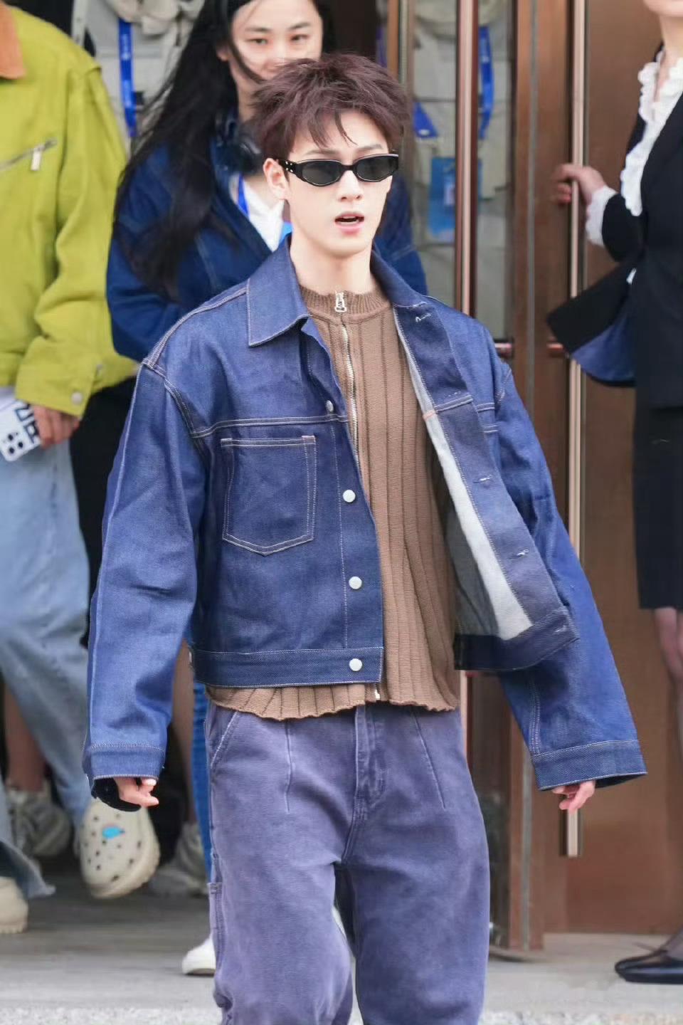李昀锐今天是清爽男大[彩虹屁] ​​​
