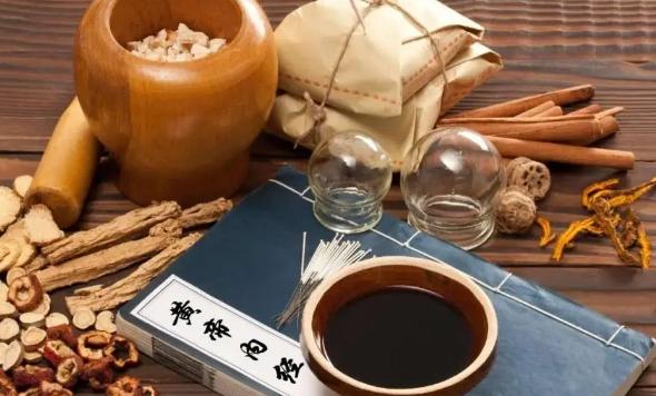 欲望偏旺却宗筋状态不佳？中医：多是虚火扰心、精血不足所致









很多