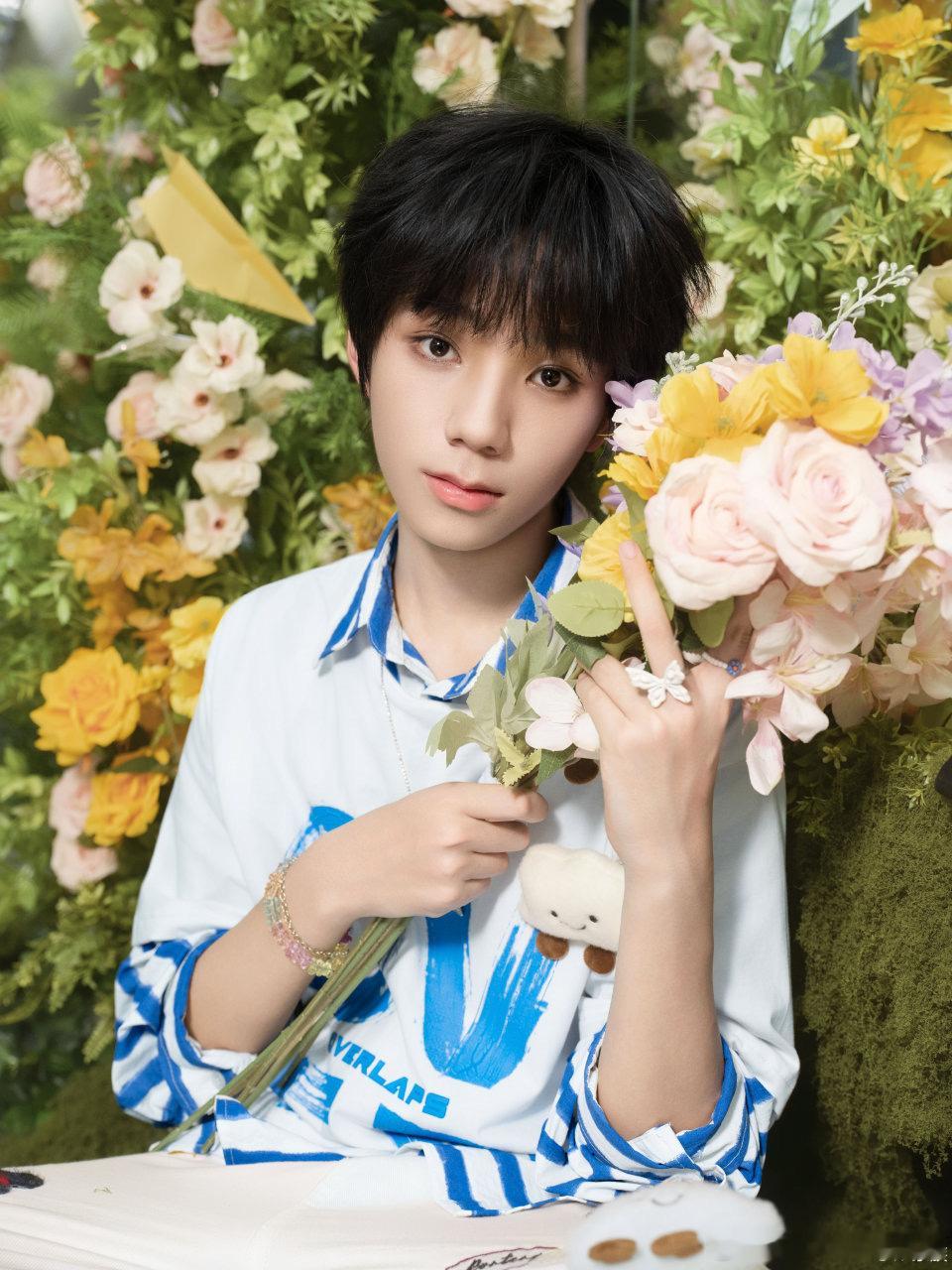 tg 王橹杰疑似对公司不满 ​​​