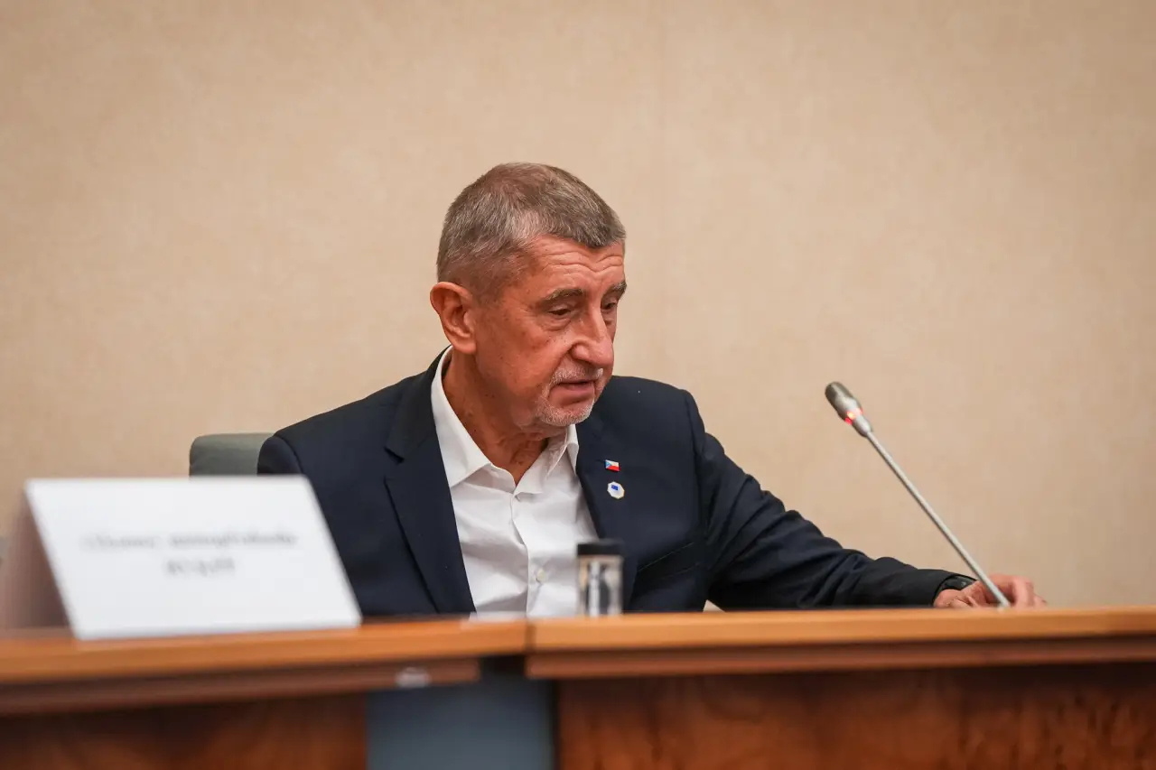 幂谈天下烽火问鼎计划 捷克总理透露2022年伊斯坦布尔和谈破裂的原因外部干预导致