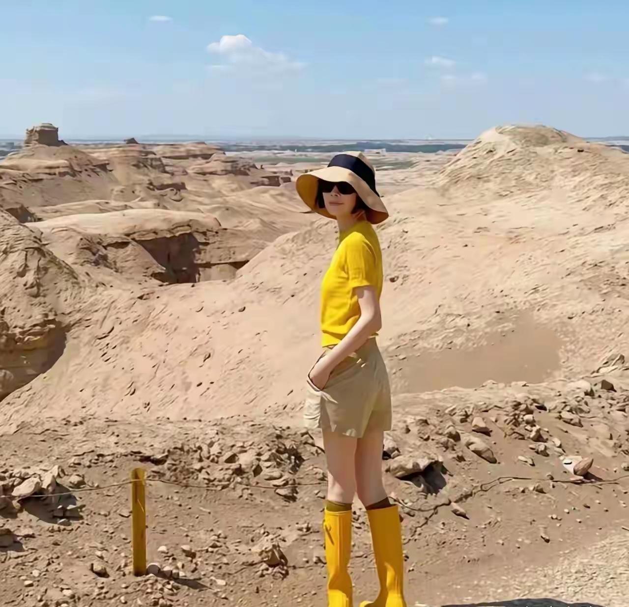 这是多少人一生不会追求的身材，
虽说：“一胖毁所有”，
但瘦成这样大可不必，
鲁