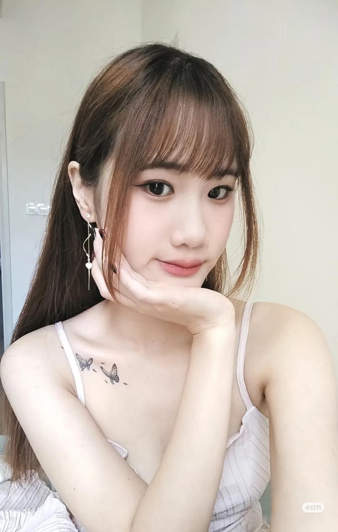 话说大马近几年就推出了许多样靓身材正，气质也相当不错的新晋博主，而石头就是其中之