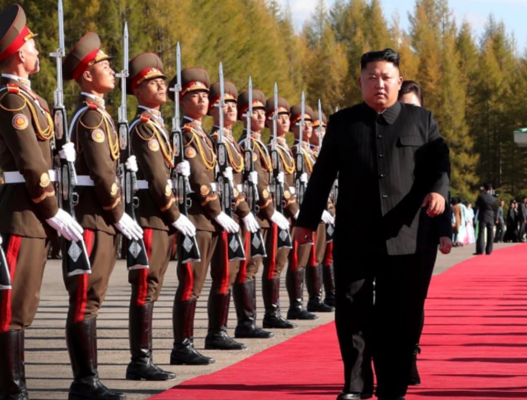 朝鲜在等中国
其实，目前不仅仅是朝鲜在等中国，美国、韩国也在等中国。甚至，全球的