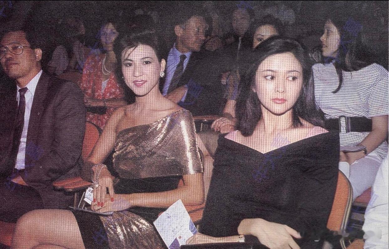 “亚洲小姐”冠军，“最上镜小姐”和“美态小姐”的邱月清，正是风光得意之时。与25