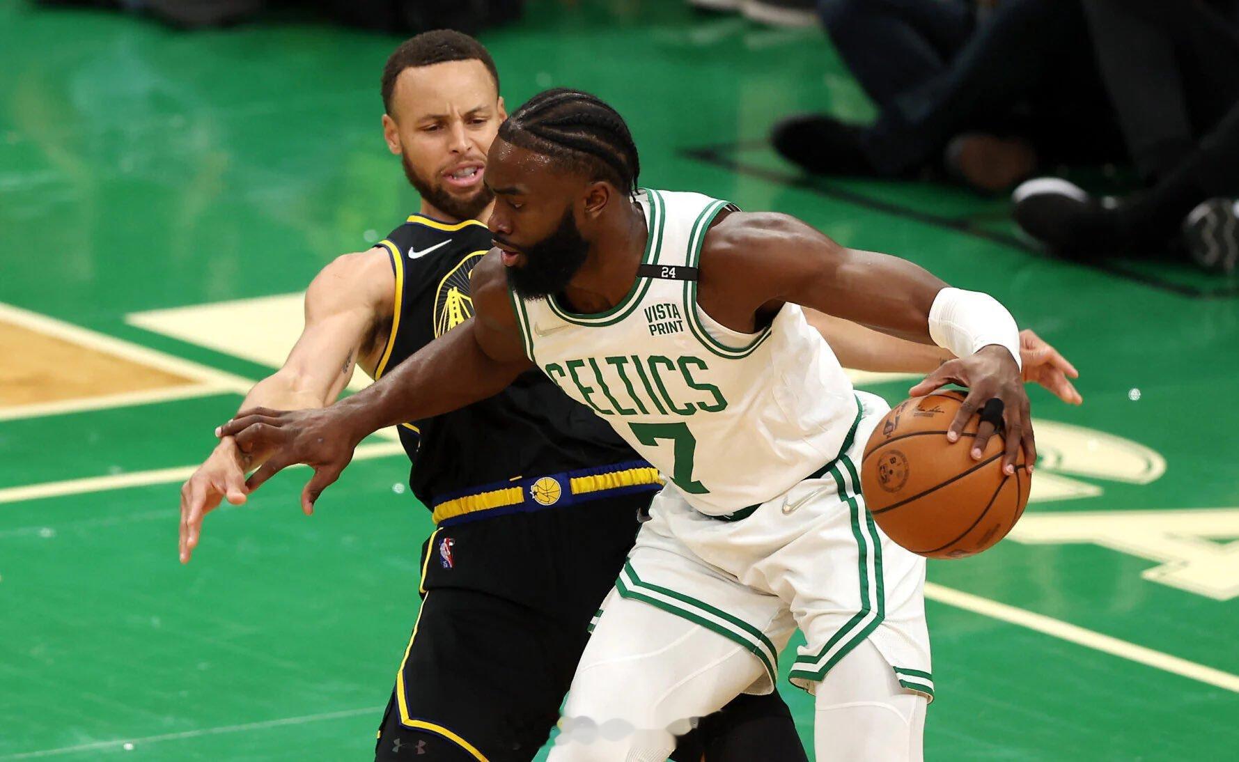 Anthony Slater：选秀大会开始前，凯尔特人曾致电勇士，商讨一笔涉及布