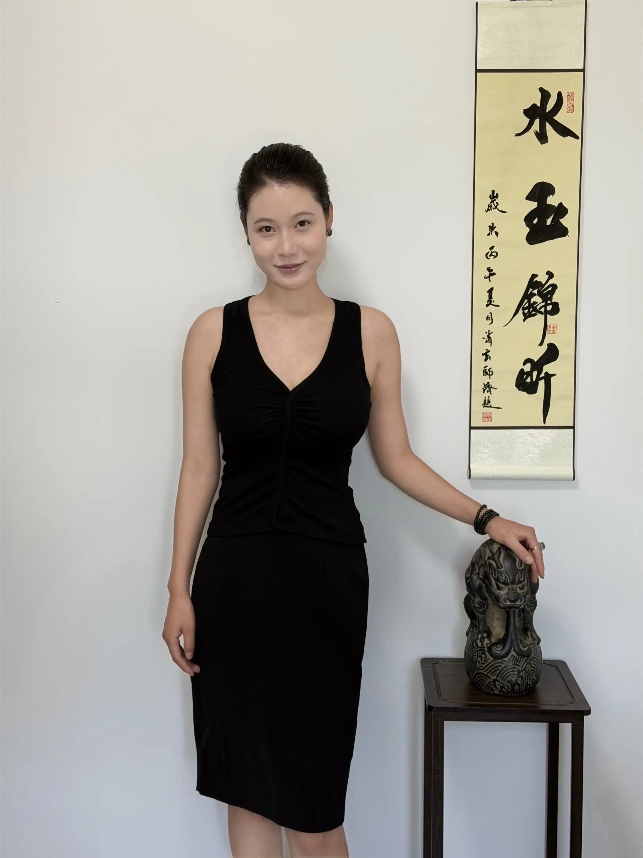 英雄总有落难日，谁没低头弯过腰。 一朝得志凌云起，重拾锋芒冲九霄