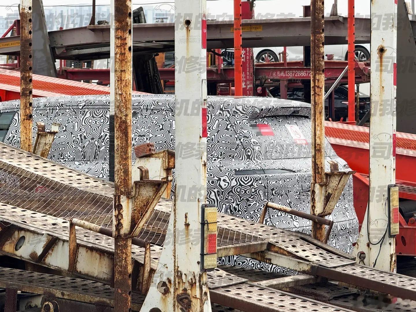 鸿蒙智行阿维塔 猜猜这是什么车？ 