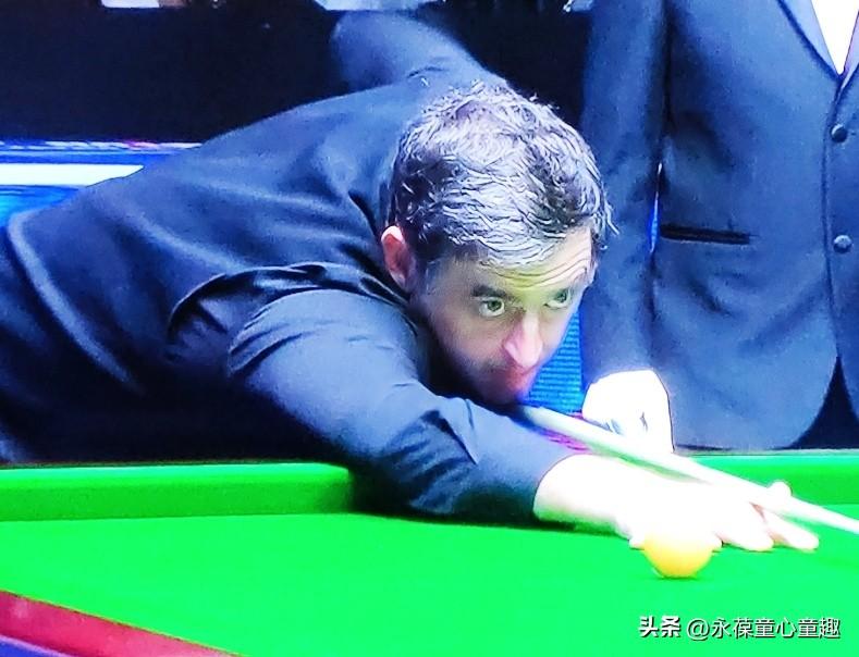 奥沙利文单杆过百，5-3战胜墨菲，率先挺进世界公开赛八强！
 
 
北京时间3月