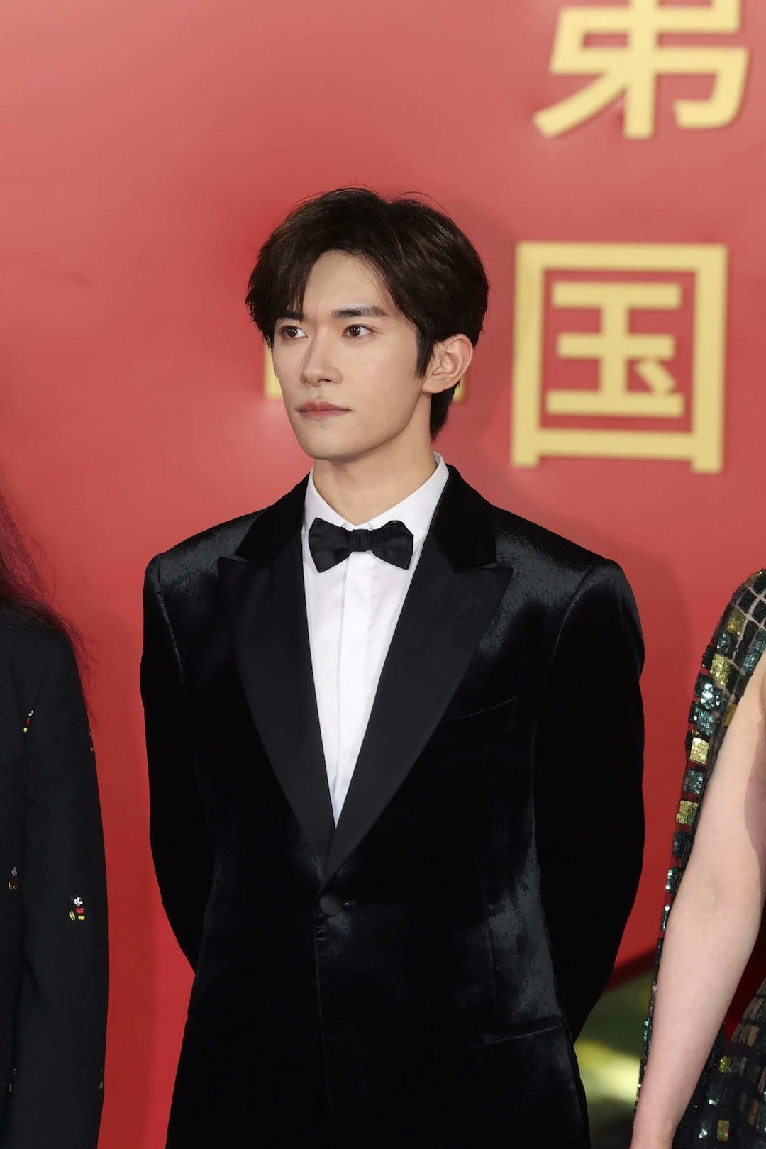 恭喜易烊千玺获得「金鸡奖最佳男主角」🏆四字影帝 实至名归！ 