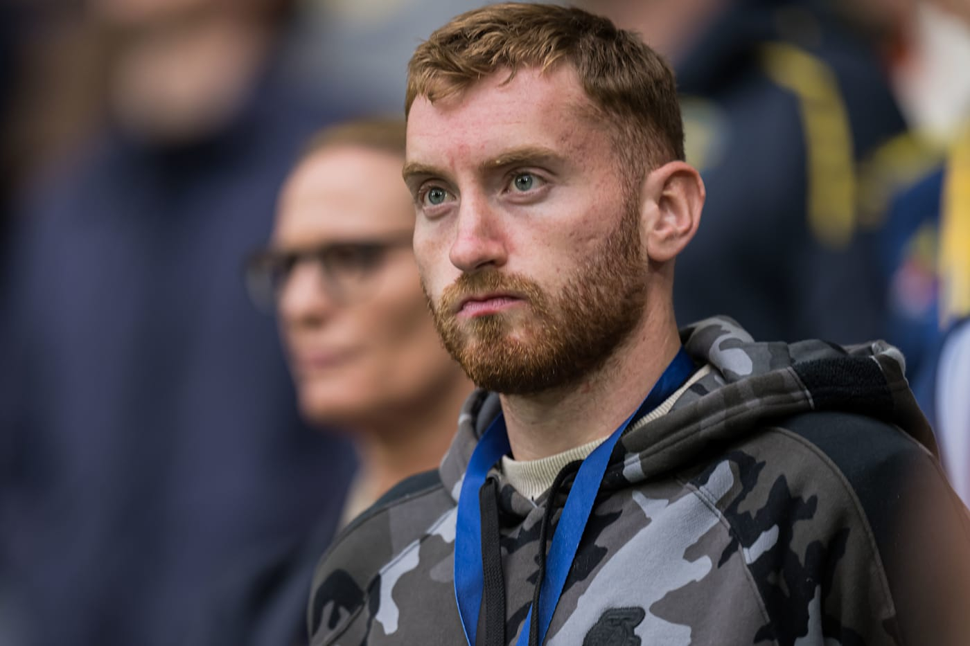 被问及库卢塞夫斯基和伊萨克是否能赶上世界杯附加赛瑞典国家队主教练波特：“现在还很