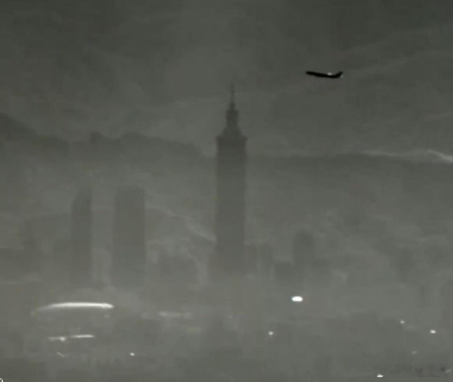 新闻联播报道军演时所使用的视频资料。 