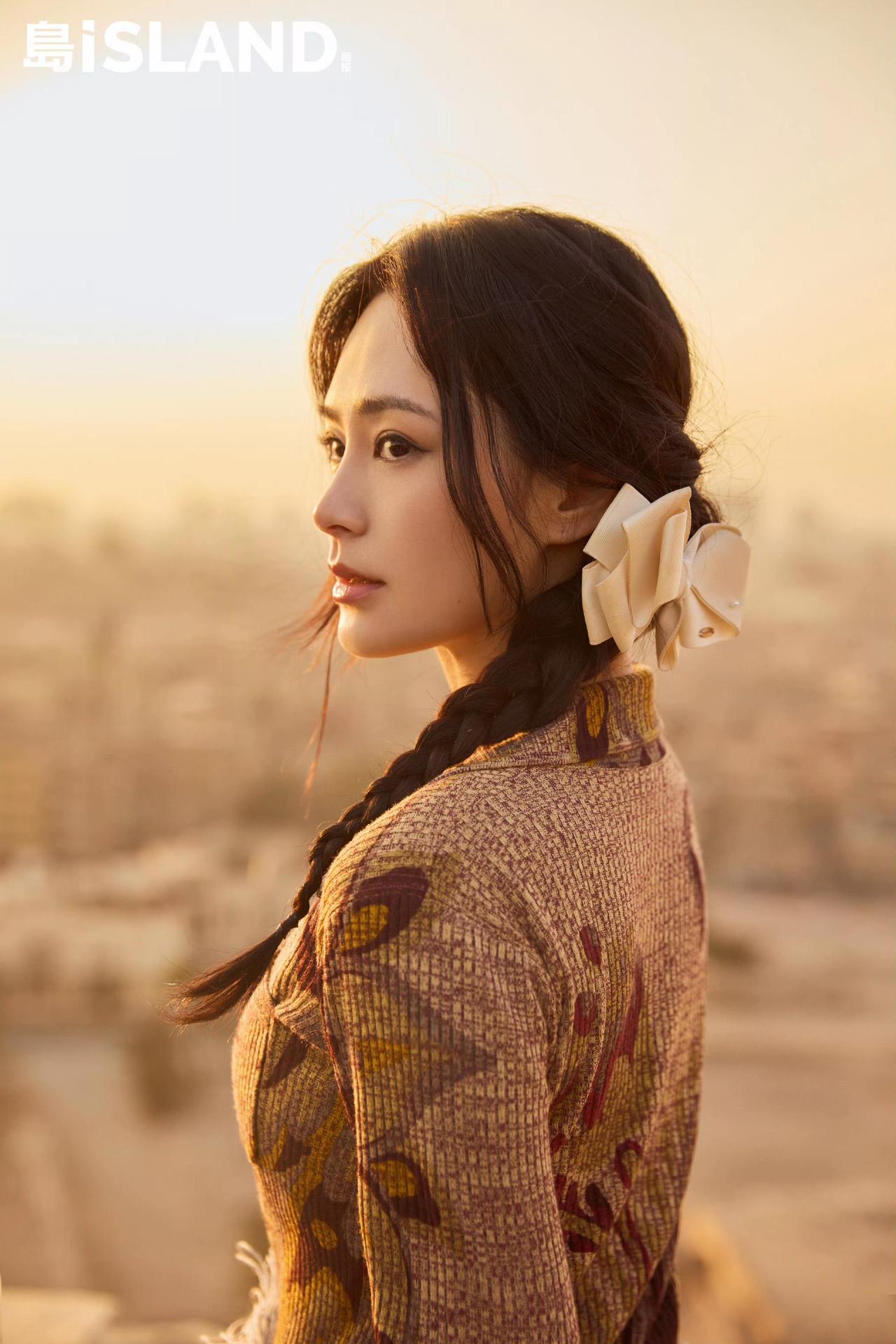 优雅与性感，你会怎么选成熟美人穿搭写真