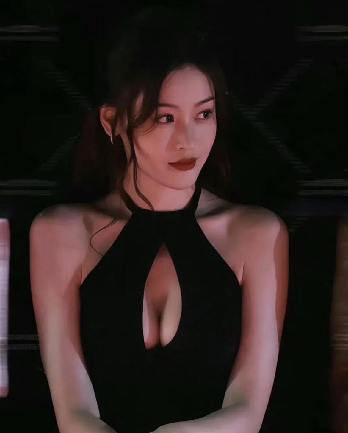 不得不说，张天爱真人巨漂亮[星星眼]