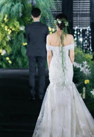 长沙一桩婚礼闹出天大难堪！姑娘婚前悄悄把自己辛苦攒下的几十万存款全都转给父母，就