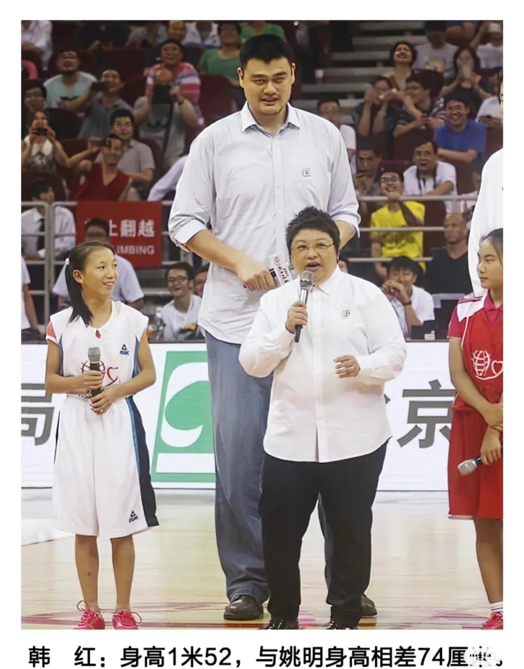 小鸟依人的韩红，
娇小玲珑的章子怡，伊能静。[泪奔]
