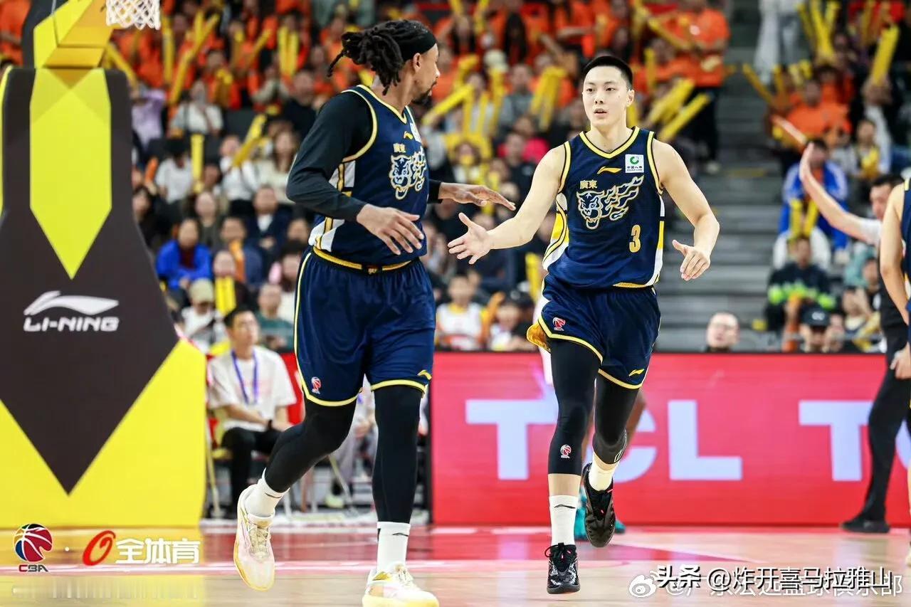 今晚广东队对阵宁波不会太好打，主要考验广东队这三点。
1、内线能不能顶住法尔的攻